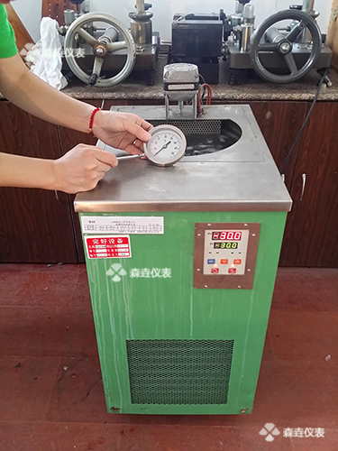 溫度計廠家需要哪些檢測設備？