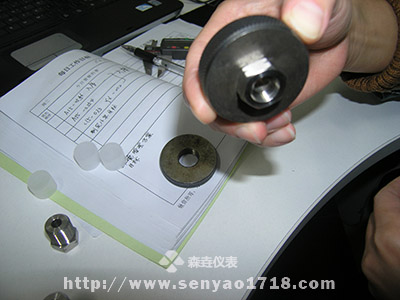 測量接頭螺紋全部通過環規01.jpg 測量接頭螺紋全部通過環規01.jpg
