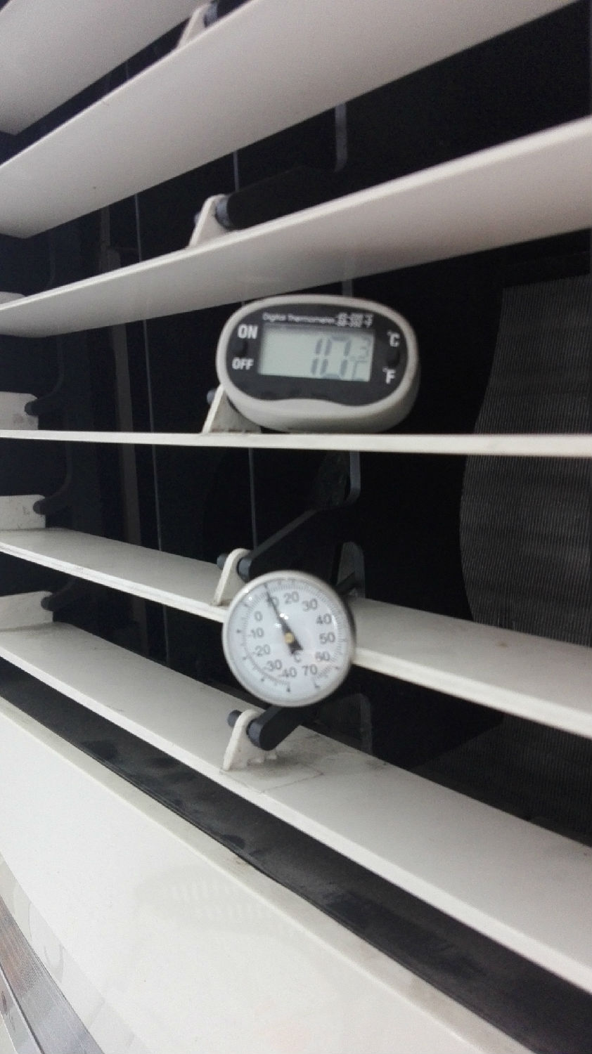 空調出風口溫度由溫度計來幫你了解2.jpg 空調出風口溫度由溫度計來幫你了解2.jpg